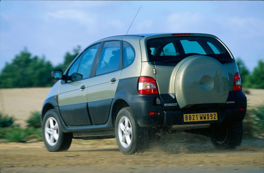  Renault Scenic RX4 2000 года  (фото 10 из 66)